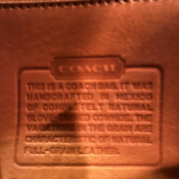 SOLD🎉🎉Vintage Coach bag #9870 - Picture 7 of 12